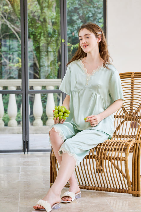 Pyjama-Set aus 100 % Seide für Damen, florale Spitzenkanten mit kurzen Hosen, Loungewear und Nachtwäsche aus Seide in Pastellgrün